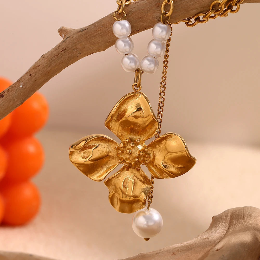 E.B.belle Imitation Pearl Beads Flower Pendant Necklace Stainless Steel Gold Plated Elegant Lady Jewelry Charm Hypoallergenic