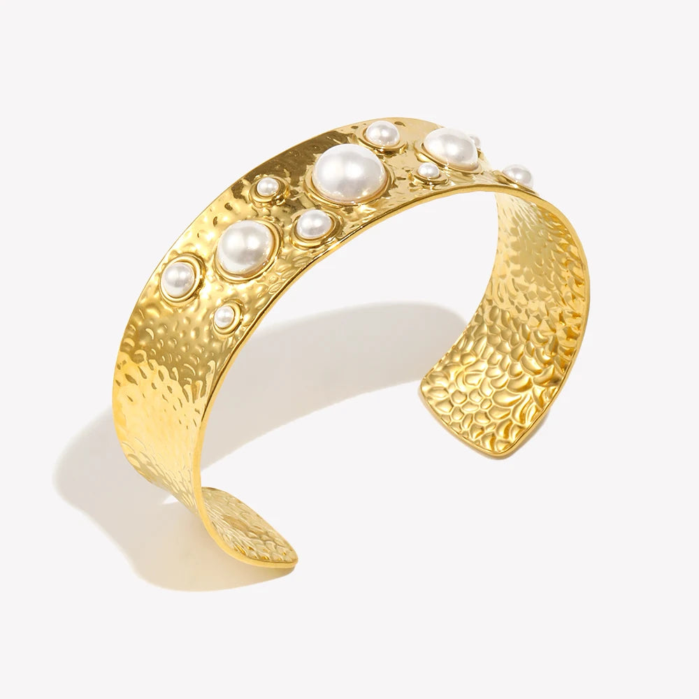 E.B.belle Wide Facted Hammer Pattern Multi Size Pearl Cuff Bracelet 18K Gold Plated Elegant Style Chic Jewelry Acccessories