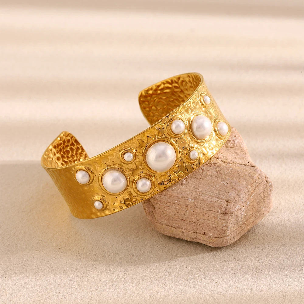 E.B.belle Wide Facted Hammer Pattern Multi Size Pearl Cuff Bracelet 18K Gold Plated Elegant Style Chic Jewelry Acccessories