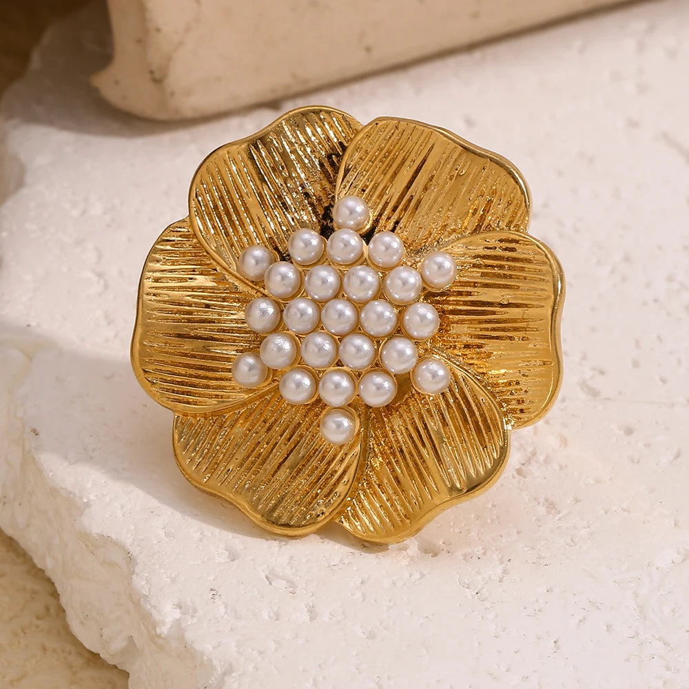 E.B.belle Elegant Big Bloom Imitation Pearl Stamen Ring Jewelry Stainless Steel Body Decoration Hypoallergenic For Ladies Charm